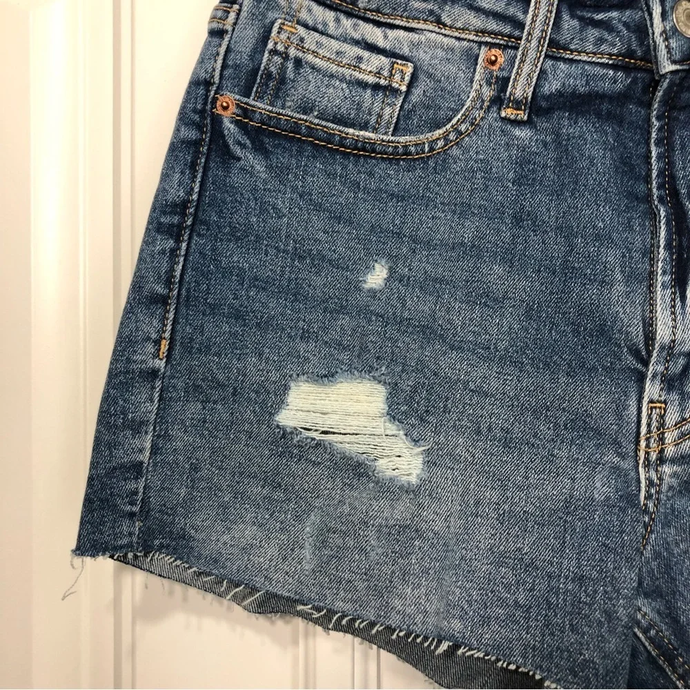 Old Navy High Rise Straight Smooth Pockets Distressed Ripped Row‎ Hem Shorts 10
